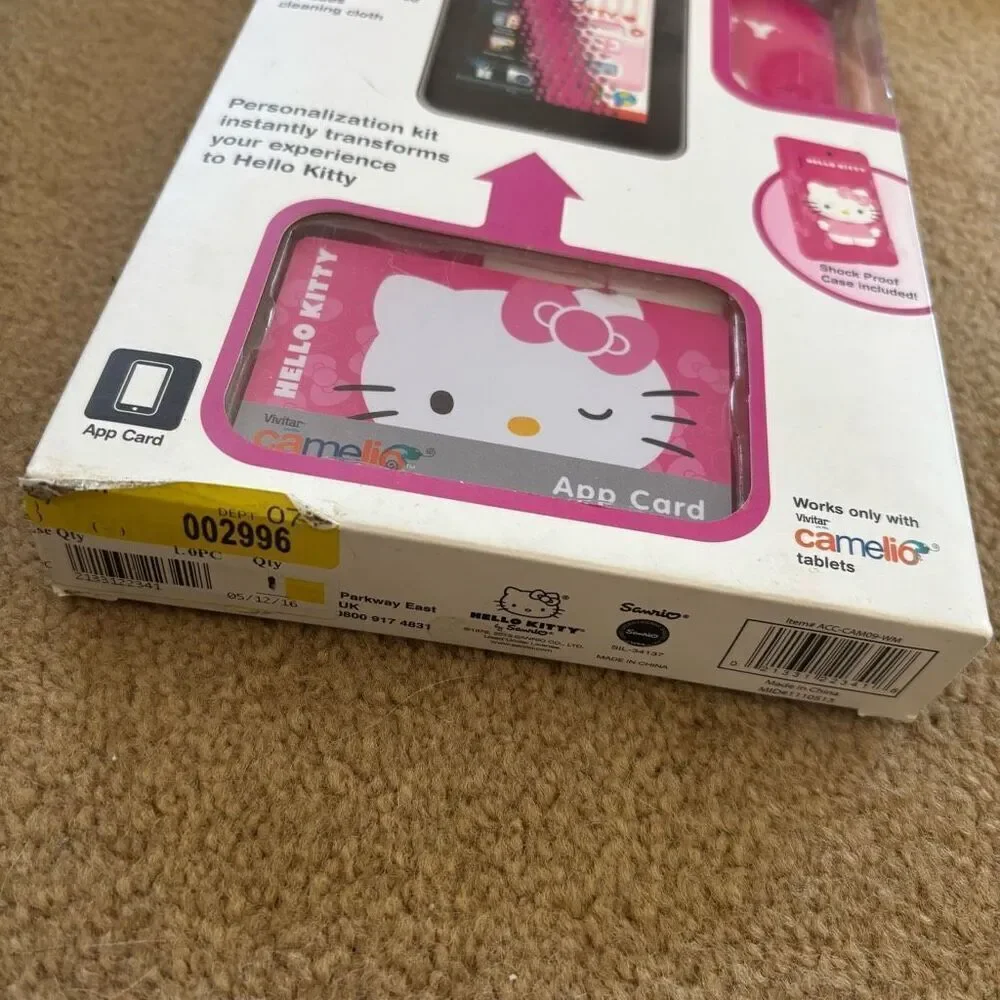 Vivitar Camelio Hello Kitty Personalization Kit 2013 *New*